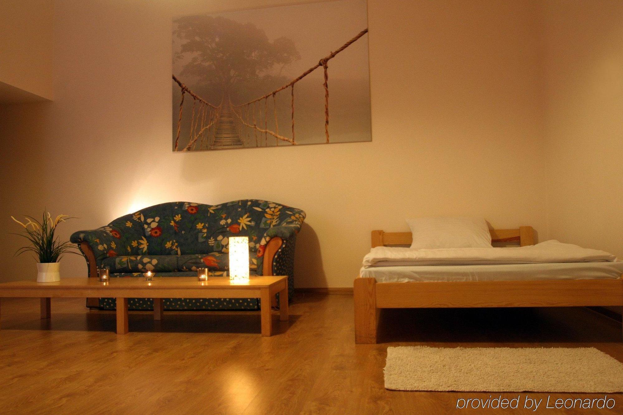 Frolic Goats Hostel Poznan Phòng bức ảnh