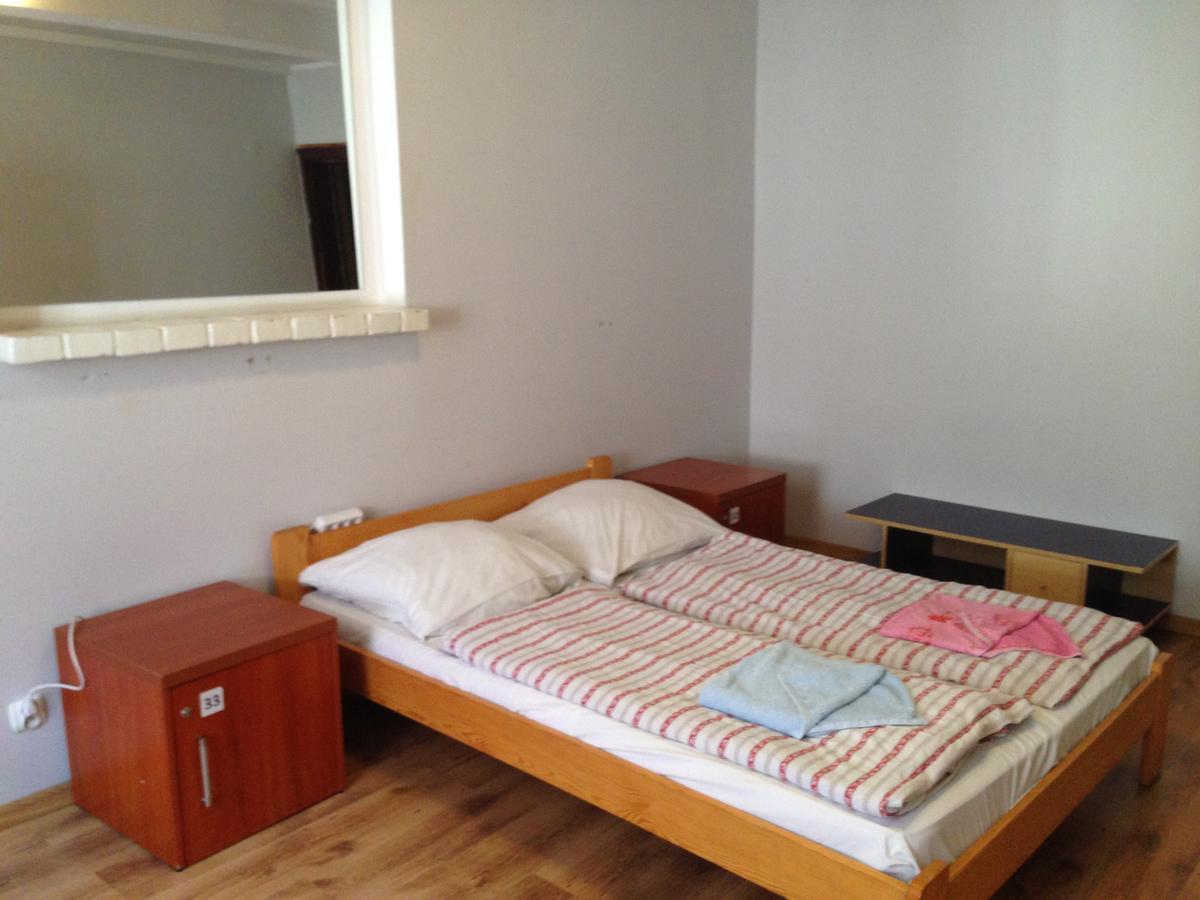 Frolic Goats Hostel Poznan Ngoại thất bức ảnh
