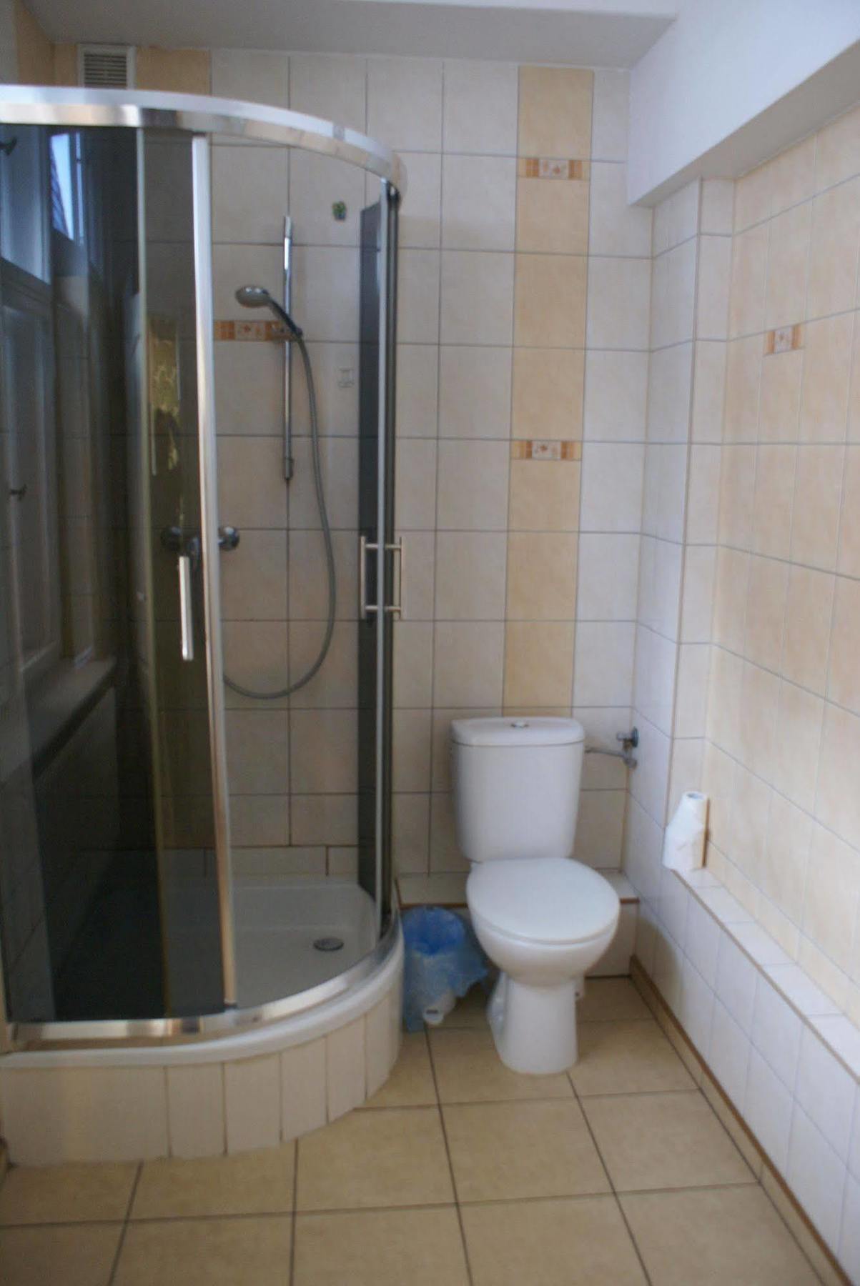 Frolic Goats Hostel Poznan Ngoại thất bức ảnh