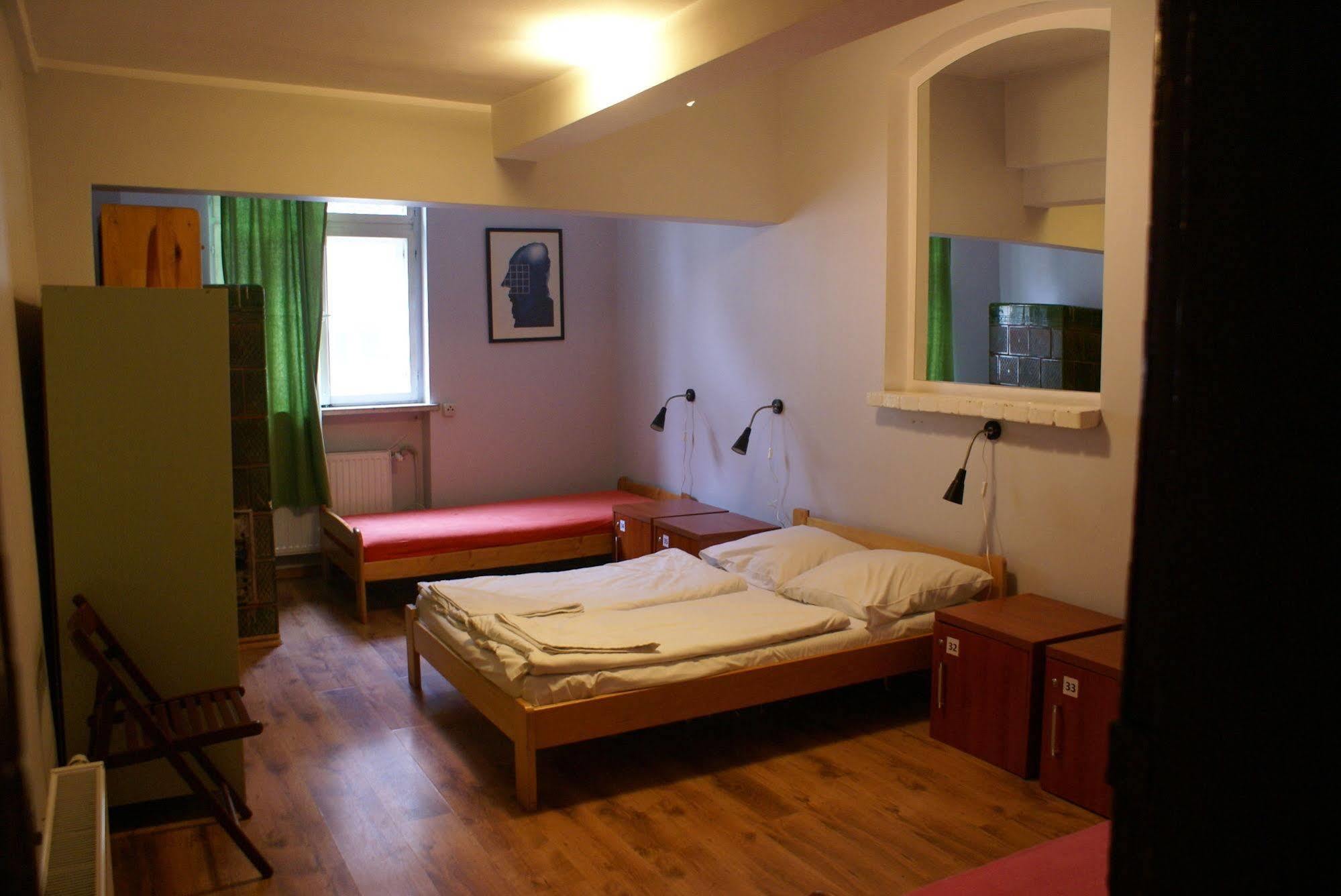 Frolic Goats Hostel Poznan Ngoại thất bức ảnh